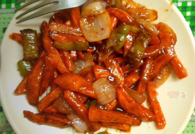 Chilli Potato Recipe: रेस्टोरेंट जैसा चिल्ली पोटैटो घर पर, जाने रेसिपी Chilli Potato Recipe