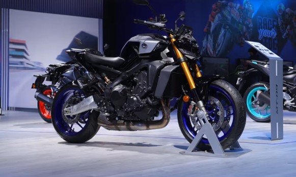 Yamaha MT-9 : 890cc इंजन और बेहतरीन परफॉर्मेंस के साथ सिर्फ 11 लाख रुपए में Yamaha MT-9 : 890cc इंजन और बेहतरीन परफॉर्मेंस के साथ सिर्फ 11 लाख रुपए में